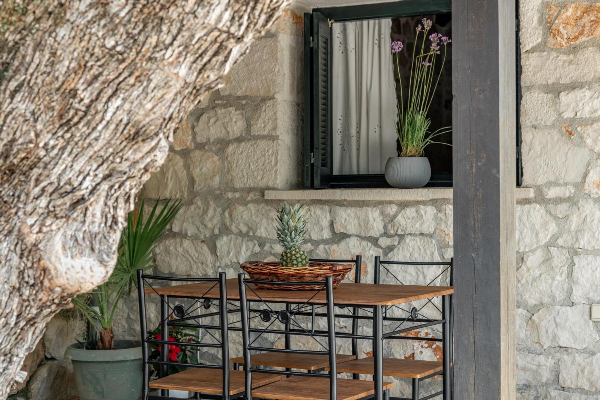 Orama Stone Apartments - Authentic Hospitality In A Historical Location, By Zantewize Buitenkant foto