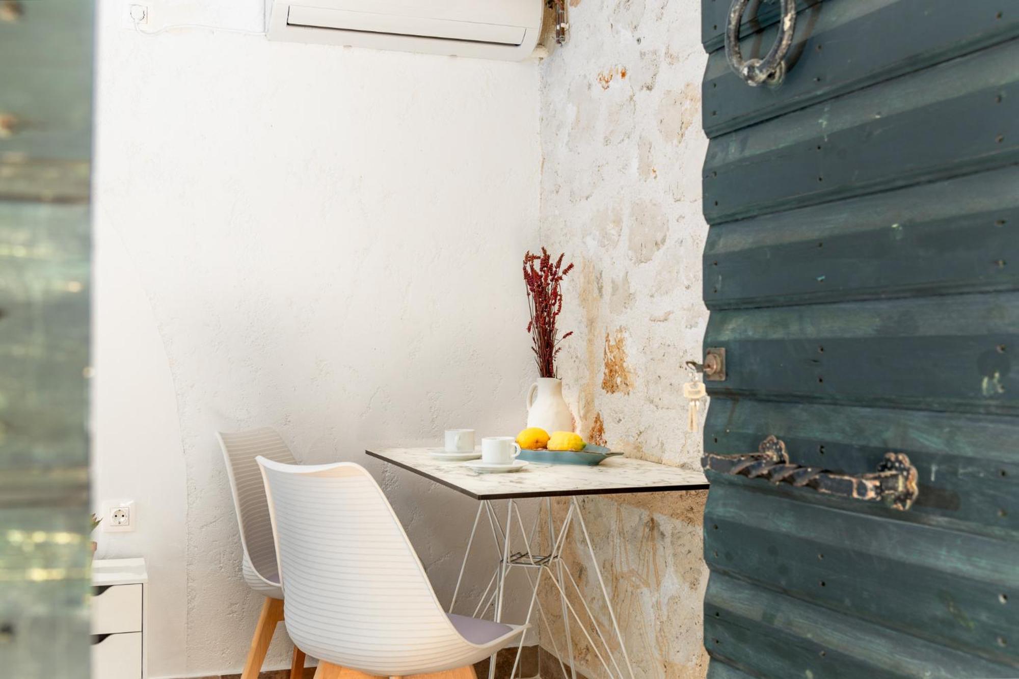 Orama Stone Apartments - Authentic Hospitality In A Historical Location, By Zantewize Kamer foto