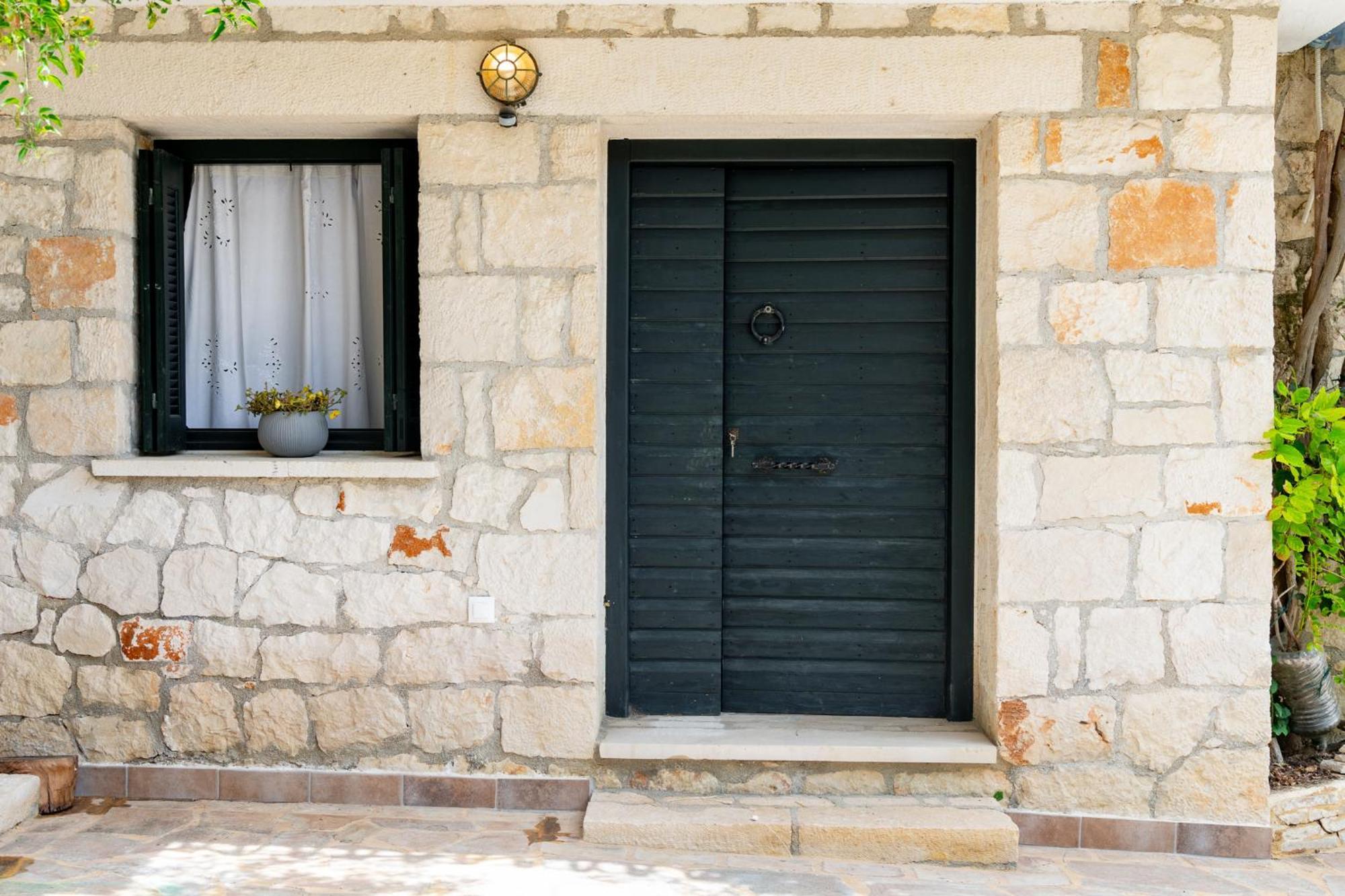Orama Stone Apartments - Authentic Hospitality In A Historical Location, By Zantewize Buitenkant foto